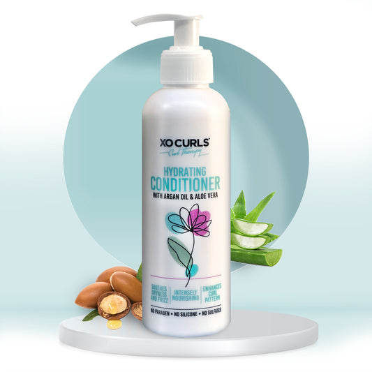 Hydrating Conditioner - XO Curls Hydrating Conditioner with Argan Oil and Aloe Vera for easy detangling and soft hair (250 ml).